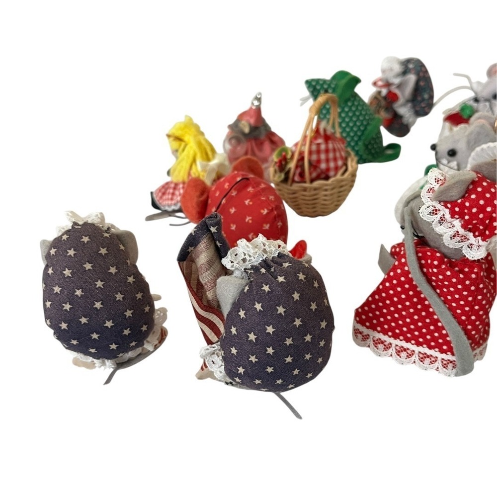 14 Vintage Mice Felt Real Mouse Figurines Mix Style Holiday Patriotic Misc Decor - Picture 11 of 17
